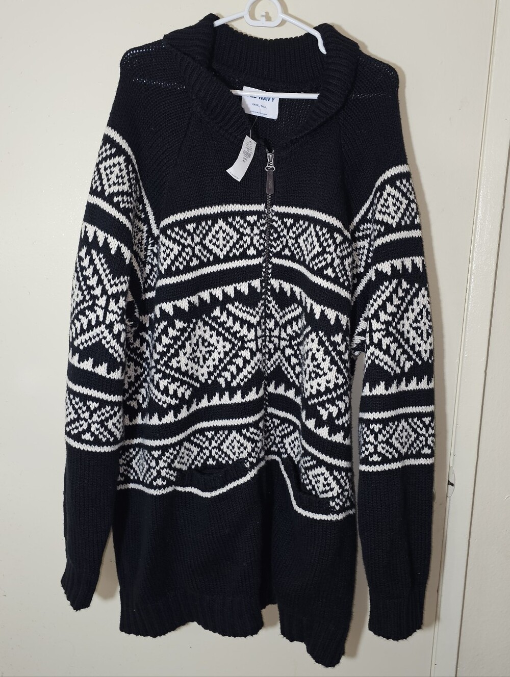 Old Navy Black & White Fair Isle Zip Cardigan Sweater